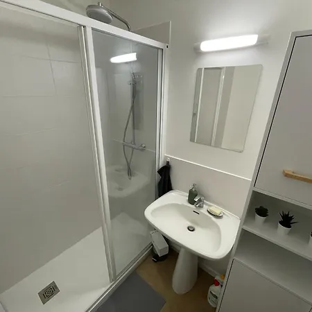 Apartmán 28m2 Pour 2- 3 Personnes Avec Balcon Metro Marcel Sambat *